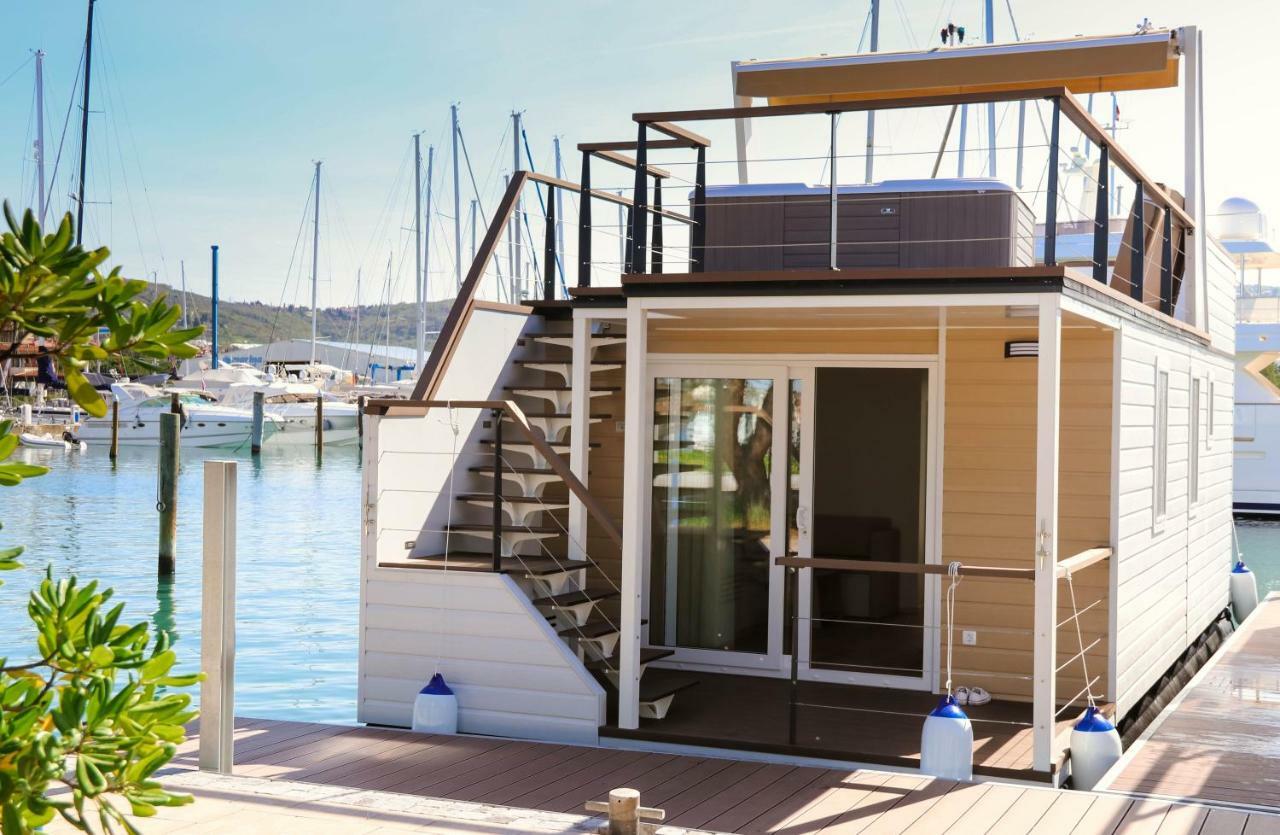 Marina Luxury Houseboat Lavender Βίλα Πορτορόζ Εξωτερικό φωτογραφία